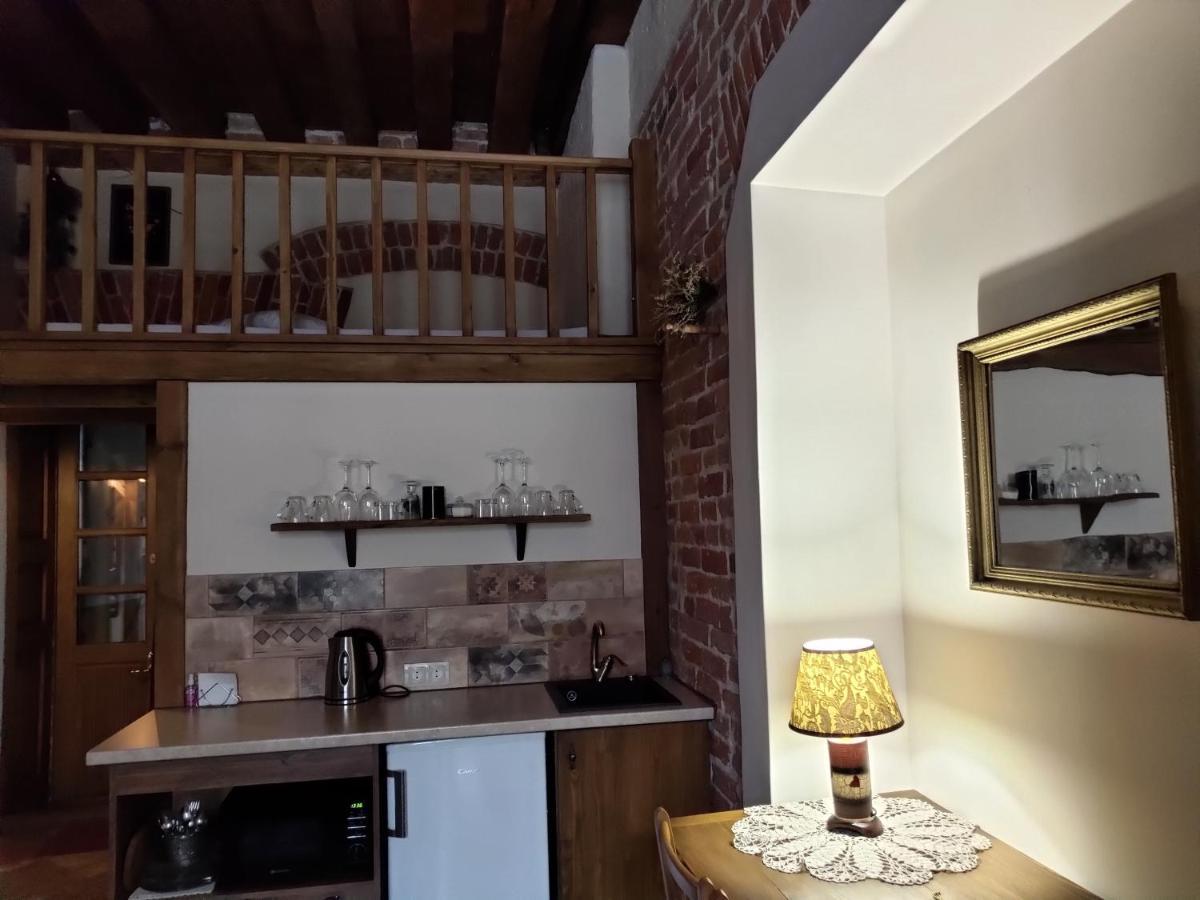 Xvii Century Apartment *